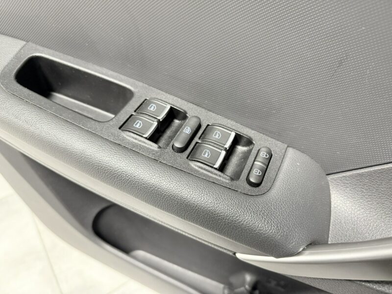 Toyota RAV-4 1.6 126KM +LPG *LUXURY+NAVI*Soczewka*LED*Szyberdach*KamerAlu17*NIEMIEC V (2018)