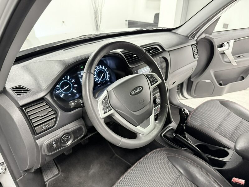 Toyota RAV-4 1.6 126KM +LPG *LUXURY+NAVI*Soczewka*LED*Szyberdach*KamerAlu17*NIEMIEC V (2018)