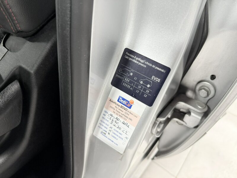 Toyota RAV-4 1.6 126KM +LPG *LUXURY+NAVI*Soczewka*LED*Szyberdach*KamerAlu17*NIEMIEC V (2018)