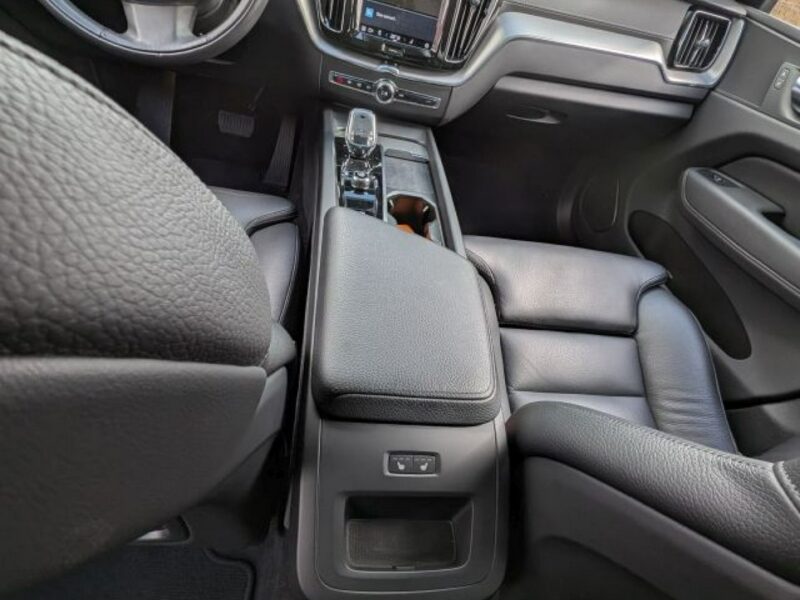 Volvo XC 60 Roczna Gwarancja, kamera 360 II (2017-)