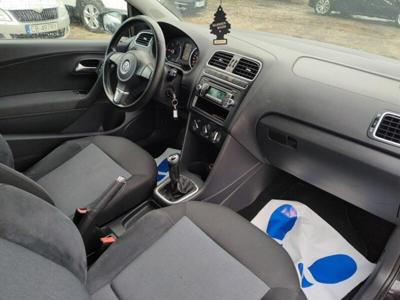 Volkswagen Polo Zadbany* Nowe opony V (2009-2017)