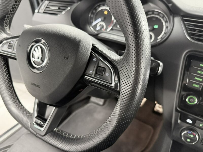 Škoda Octavia RS 2.0 TDI 184KM*CANTON HiFi*AppleCar*LED*Bi-Xenon*Duża Navi*Niemiec III (2013-)
