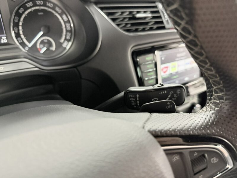 Škoda Octavia RS 2.0 TDI 184KM*CANTON HiFi*AppleCar*LED*Bi-Xenon*Duża Navi*Niemiec III (2013-)