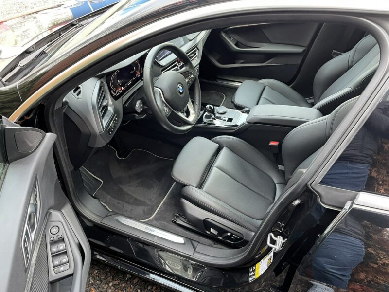 BMW 220 X-Drive,LED, Klima, Navi, Tempomat, CarPlay, Kamera Cofania, Asystenci F44