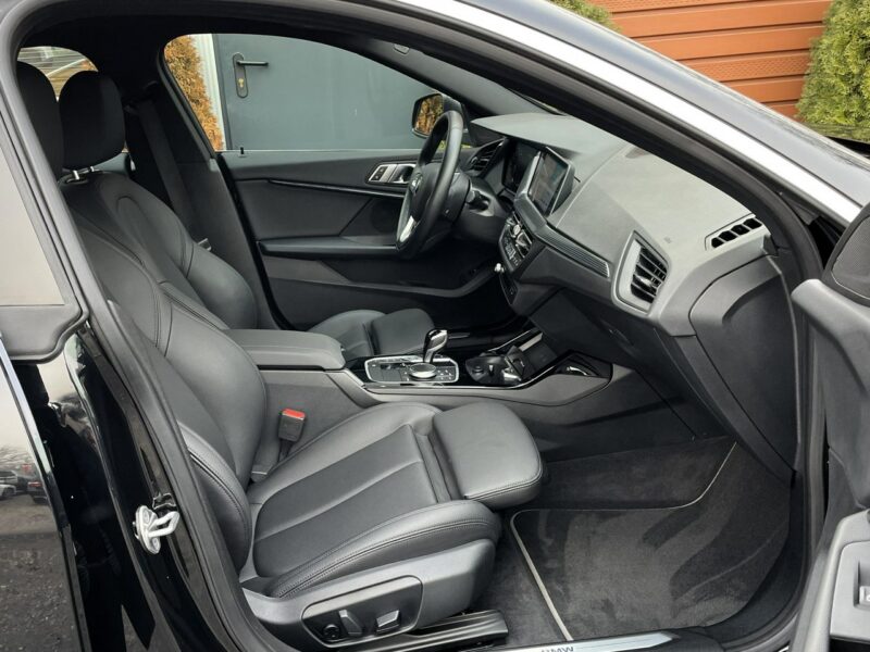 BMW 220 X-Drive,LED, Klima, Navi, Tempomat, CarPlay, Kamera Cofania, Asystenci F44