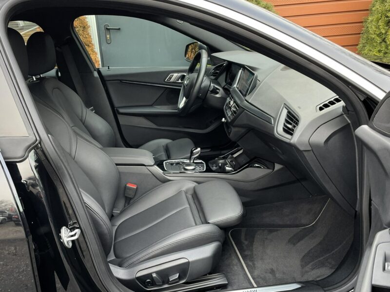 BMW 220 X-Drive,LED, Klima, Navi, Tempomat, CarPlay, Kamera Cofania, Asystenci F44