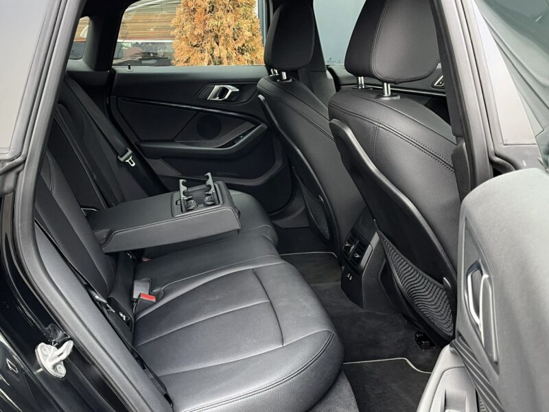 BMW 220 X-Drive,LED, Klima, Navi, Tempomat, CarPlay, Kamera Cofania, Asystenci F44