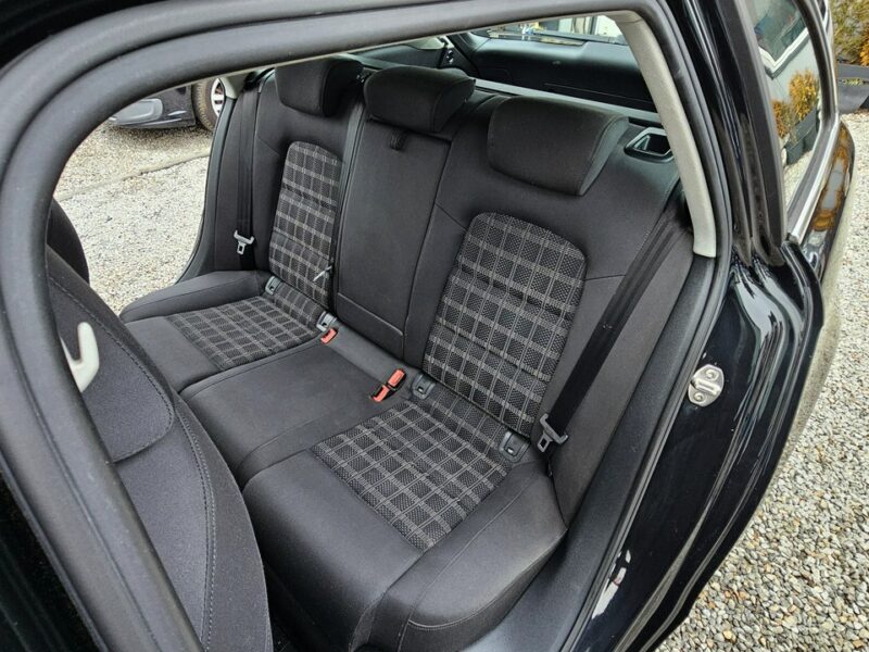 Audi A4 -SPRZEDANY- 2.0 TDI * Duża Navi * Automat / Ledy Biksenon *HAK B8 (2007-2015)