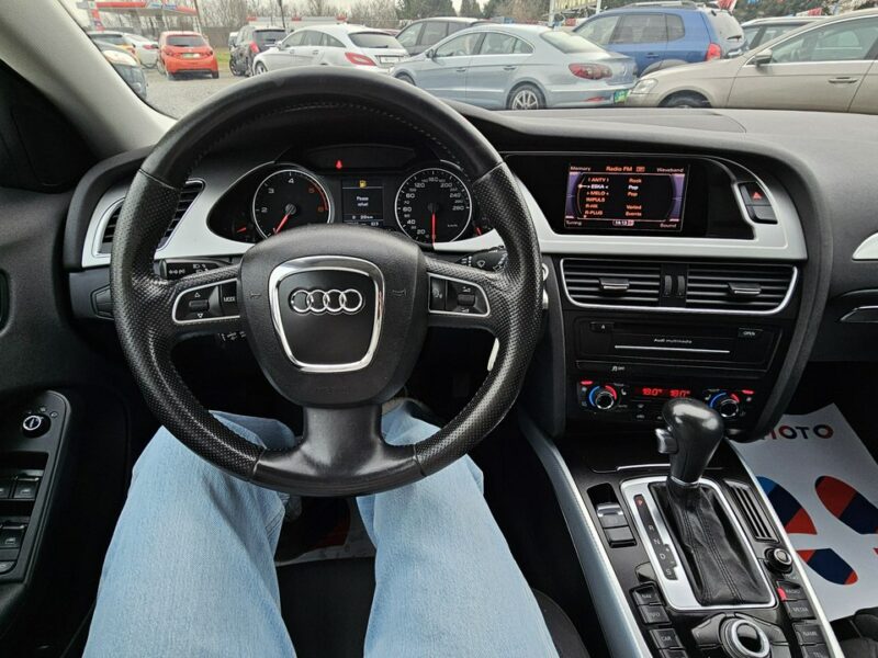 Audi A4 -SPRZEDANY- 2.0 TDI * Duża Navi * Automat / Ledy Biksenon *HAK B8 (2007-2015)