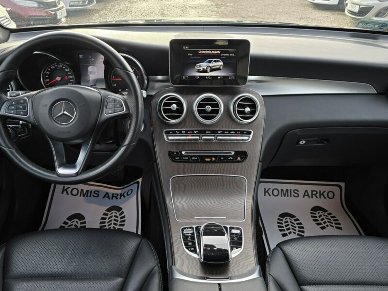 Mercedes GLC 220 4 Matic, Full LED, Faktura VAT