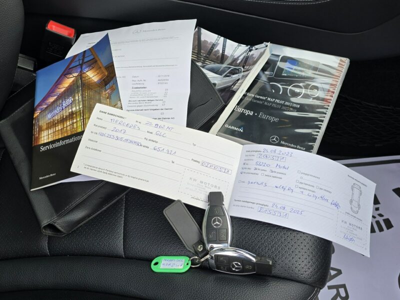 Mercedes GLC 220 4 Matic, Full LED, Faktura VAT