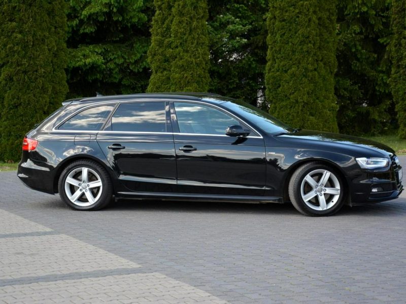 Audi A4 2XS-line Skóry Duża Navi MMI Ledy BI-Xenon 2xPDC ASO do końca Oryginał B8 (2007-2015)