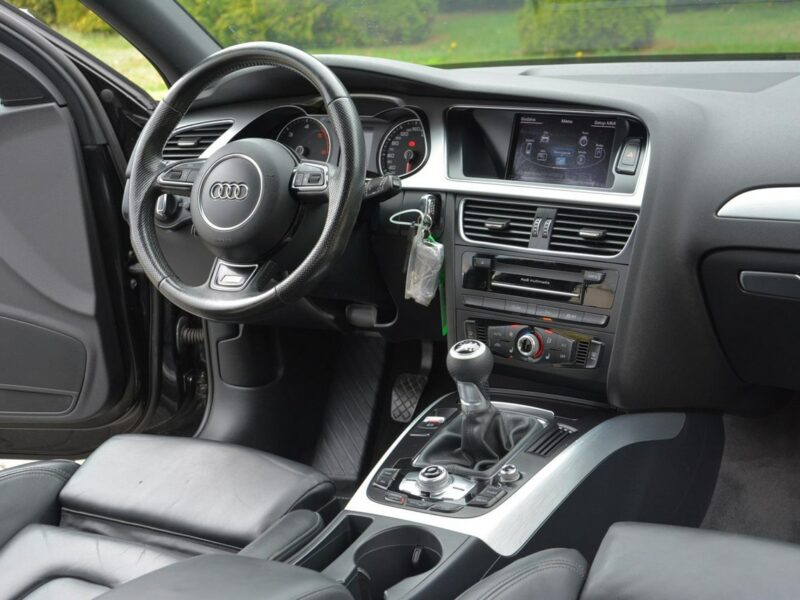 Audi A4 2.0TDI(190KM) 2XS-line Skóry Duża Navi MMI Ledy BI-Xenon 2xPDC ASO B8 (2007-2015)