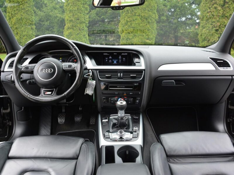 Audi A4 2.0TDI(190KM) 2XS-line Skóry Duża Navi MMI Ledy BI-Xenon 2xPDC ASO B8 (2007-2015)