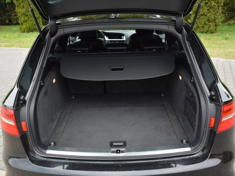 Audi A4 2XS-line Skóry Duża Navi MMI Ledy BI-Xenon 2xPDC ASO do końca Oryginał B8 (2007-2015)