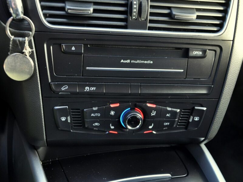 Audi Q5 2.0TDI(170KM)*Quattro*Navi*Xenon*Led*Parktronik*Chrom*Alu18"ASO Audi 8R (2008-)