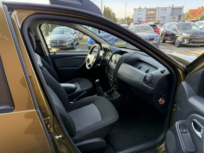Dacia Duster 1,6 115KM Klimatyzacja Nawigacja Koła lato+zima I (2009-2017)