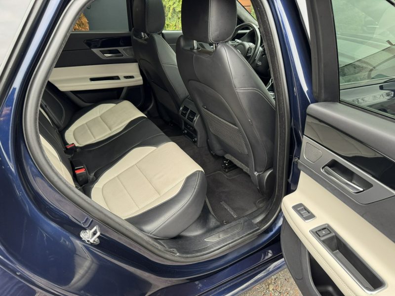 Jaguar XF Polski Salon, Podgrzewane fotele przód, tył, Kamera cofania, MERIDIAN X260 (2015-)