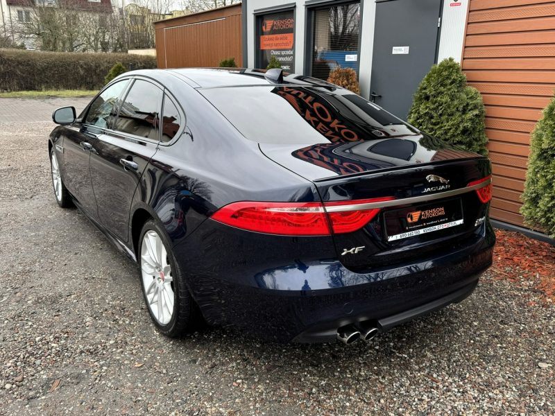 Jaguar XF Polski Salon, Podgrzewane fotele przód, tył, Kamera cofania, MERIDIAN X260 (2015-)