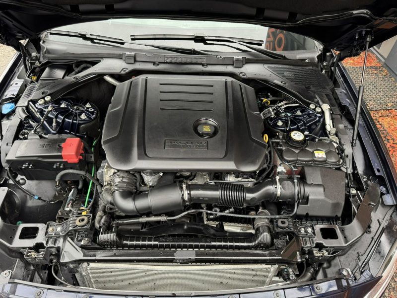Jaguar XF Polski Salon, Podgrzewane fotele przód, tył, Kamera cofania, MERIDIAN X260 (2015-)