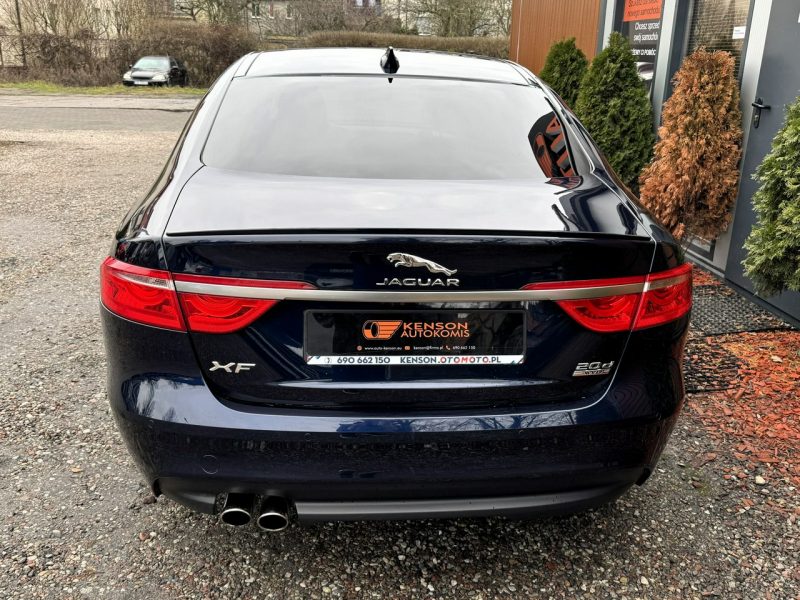 Jaguar XF Polski Salon, Podgrzewane fotele przód, tył, Kamera cofania, MERIDIAN X260 (2015-)