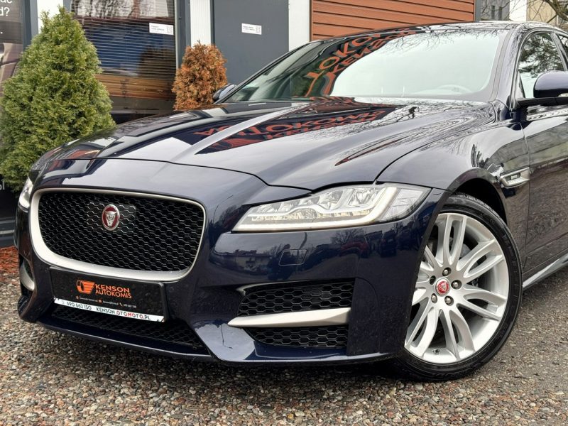 Jaguar XF Polski Salon, Podgrzewane fotele przód, tył, Kamera cofania, MERIDIAN X260 (2015-)