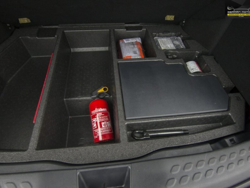 Toyota C-HR Ledy / Kamera Cofania / Krajowy / Raport Dekra / FV 23%