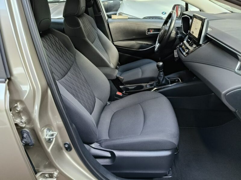Toyota Corolla 1.5 125KM COMFORT+TECH, Kamera,Parktronik,Apple/Android,VirtualCocpit E21 (2019-)