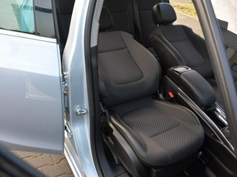 Opel Zafira 1.4T(140KM) Duza Navi pól-Skóry Park Assist 7-Foteli 2xParktronik C (2011-)