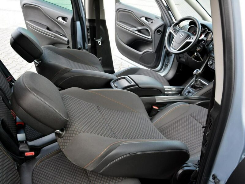 Opel Zafira 1.4T(140KM) Duza Navi pól-Skóry Park Assist 7-Foteli 2xParktronik C (2011-)