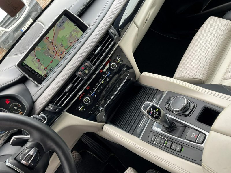 BMW X6 M50 LED, Klima, Navi, Akt. Tempomat, Asystenci, Kamera 360, Ambiente, USB F16 (2014-)