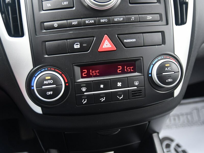 Kia Cee'd 1,4benz DUDKI11 Klimatr 2 str.El.szyby.Centralka.kredyt.OKAZJA I (2006-2012)