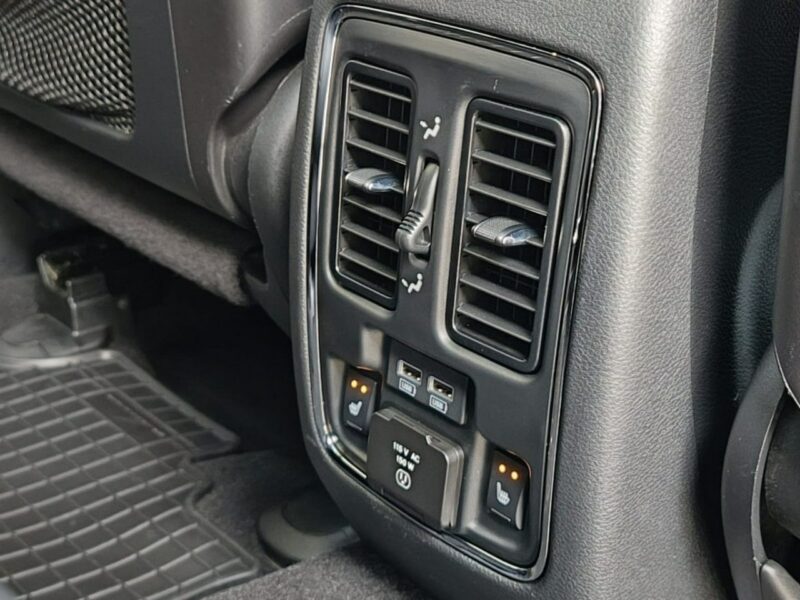 Jeep Grand Cherokee IV (2010-)