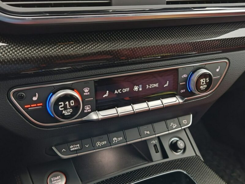 Audi SQ5 8R (2013-)