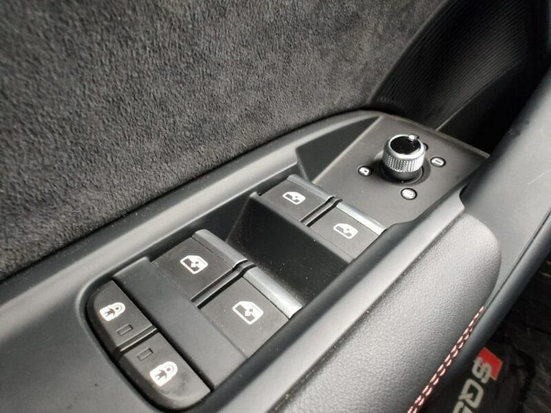 Audi SQ5 8R (2013-)