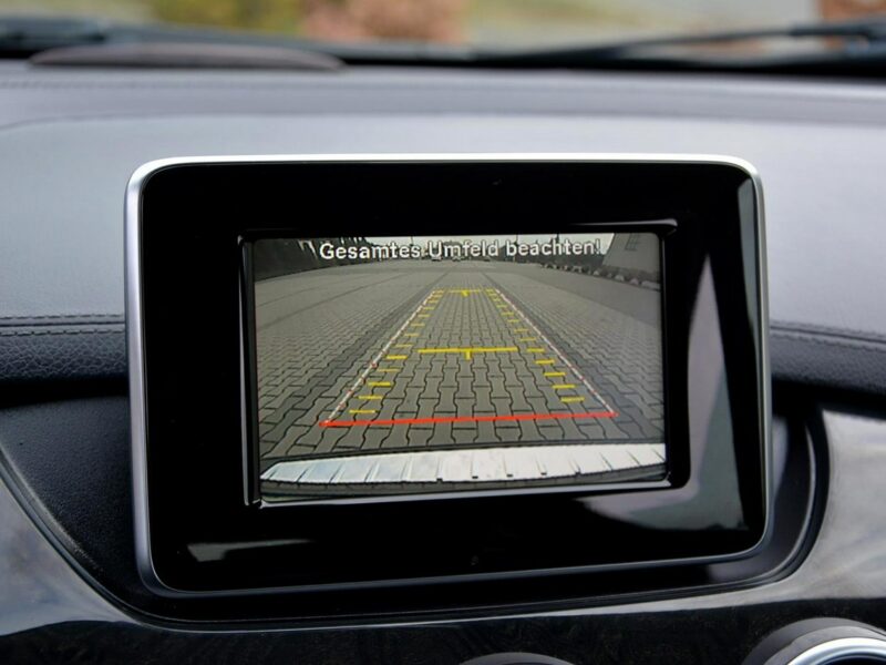 Mercedes B 180 Avantgarde Navi Skóry Kamera 2xParktronic Grzane fotele Aso do końca W246 (2011-)