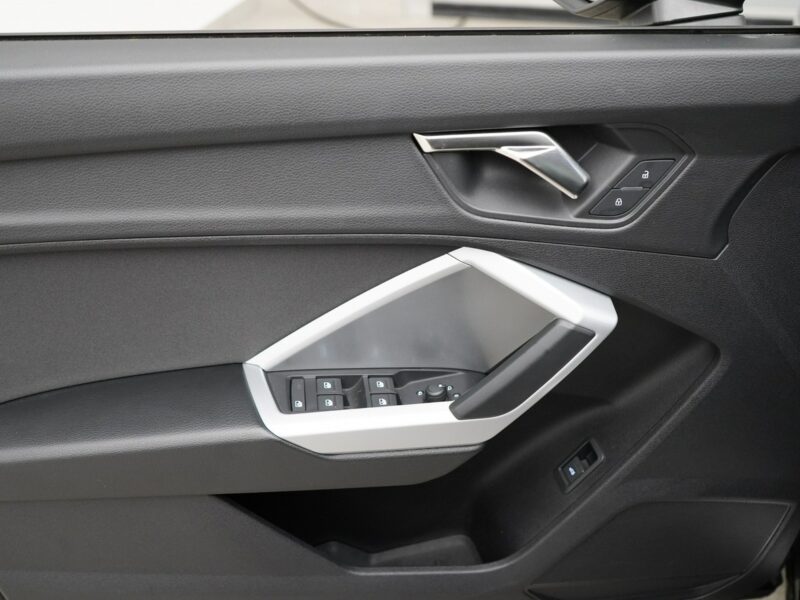 Audi Q3 35 TDI Stronic Virtual Plus Kamera ACC HAK II (2018-)