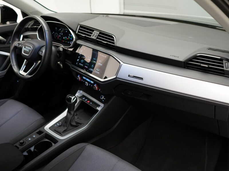 Audi Q3 35 TDI Stronic Virtual Plus Kamera ACC HAK II (2018-)
