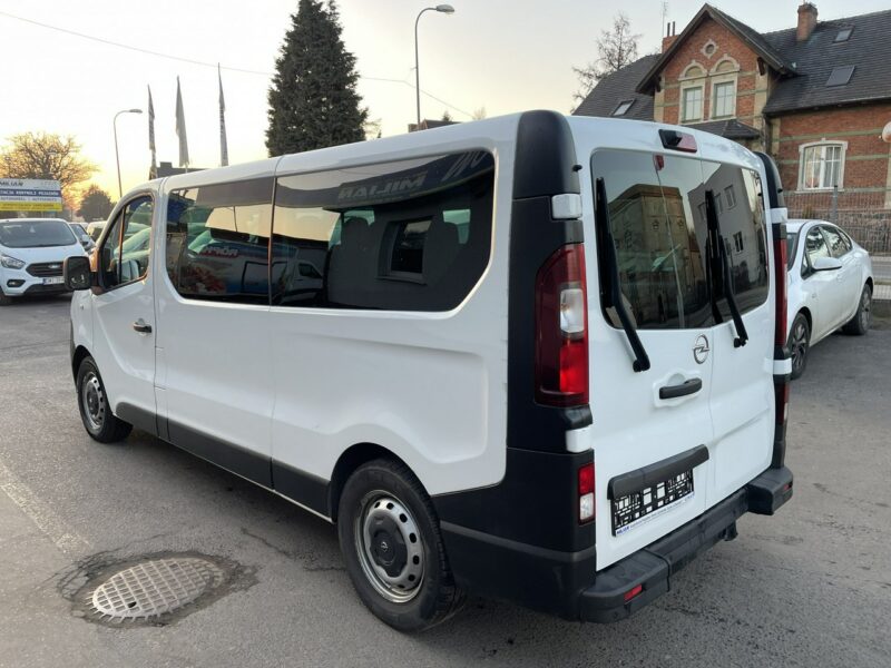 Opel Vivaro Opel Vivaro dla Niepełnosprawnych inwalida Rampa Model 2019 II (2014-2019)