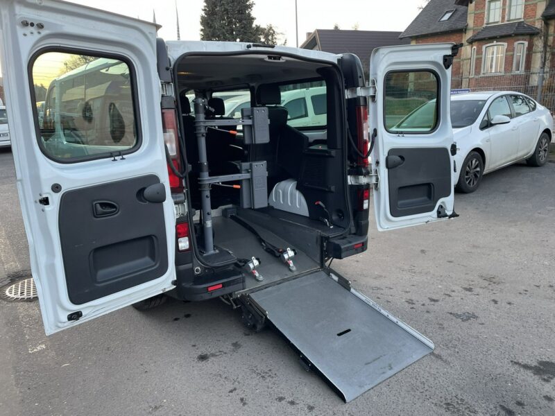 Opel Vivaro Opel Vivaro dla Niepełnosprawnych inwalida Rampa Model 2019 II (2014-2019)