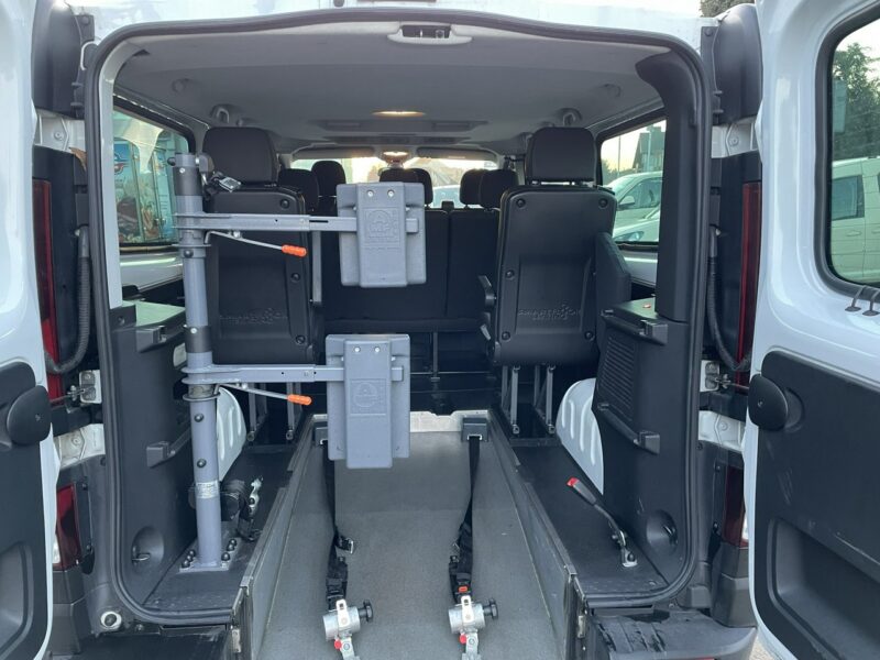 Opel Vivaro Opel Vivaro dla Niepełnosprawnych inwalida Rampa Model 2019 II (2014-2019)