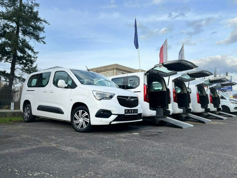 Opel Vivaro Opel Vivaro dla Niepełnosprawnych inwalida Rampa Model 2019 II (2014-2019)
