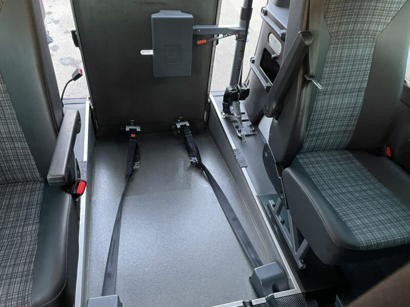 Opel Vivaro Opel Vivaro dla Niepełnosprawnych inwalida Rampa Model 2019 II (2014-2019)