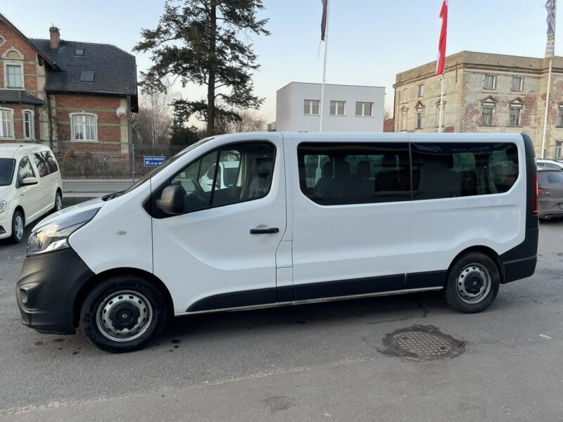 Opel Vivaro Opel Vivaro dla Niepełnosprawnych inwalida Rampa Model 2019 II (2014-2019)