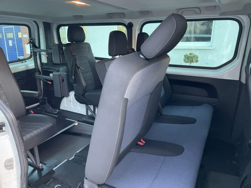 Opel Vivaro Opel Vivaro dla Niepełnosprawnych inwalida Rampa Model 2019 II (2014-2019)