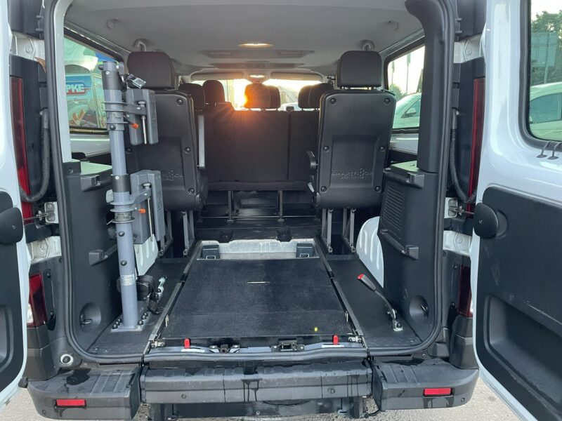 Opel Vivaro Opel Vivaro dla Niepełnosprawnych inwalida Rampa Model 2019 II (2014-2019)