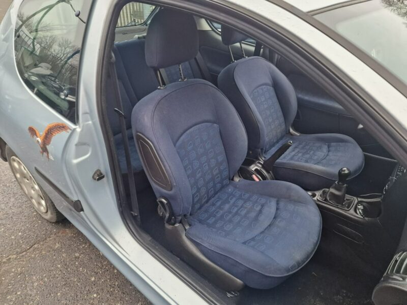 Peugeot 206 1,1 Benzyna 60 KM, Elektryczne Szyby, OC do 17.05.2025 rok