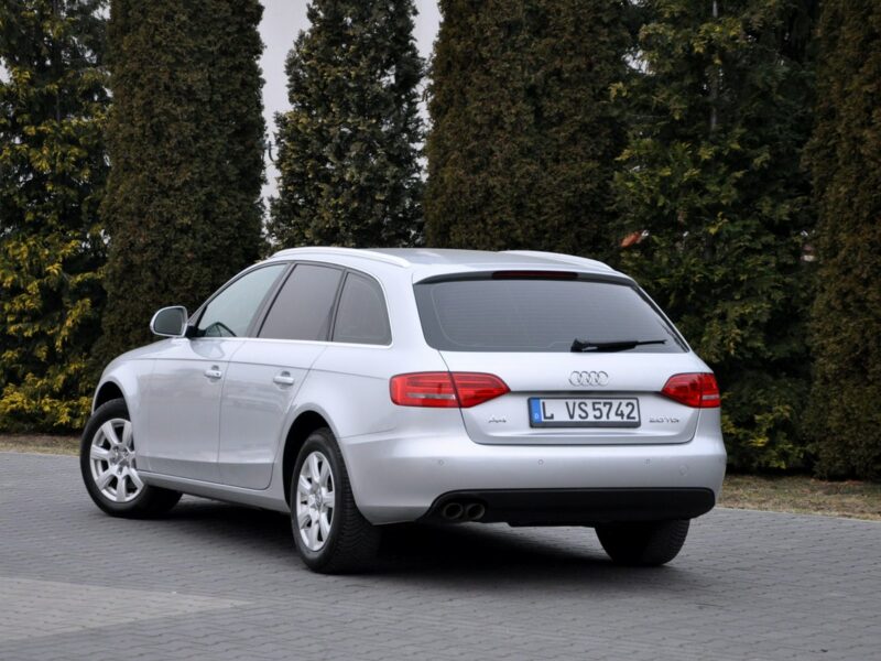 Audi A4 2.0TDI(120KM)*Klimatronik*Chrom*Welur*Reling*Parktronik*I Wł*Alu16"ASO B8 (2007-2015)