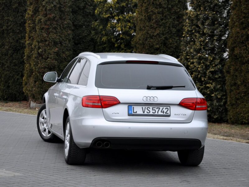 Audi A4 2.0TDI(120KM)*Klimatronik*Chrom*Welur*Reling*Parktronik*I Wł*Alu16"ASO B8 (2007-2015)