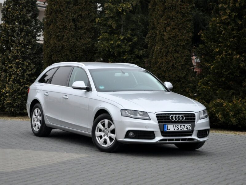 Audi A4 2.0TDI(120KM)*Klimatronik*Chrom*Welur*Reling*Parktronik*I Wł*Alu16"ASO B8 (2007-2015)